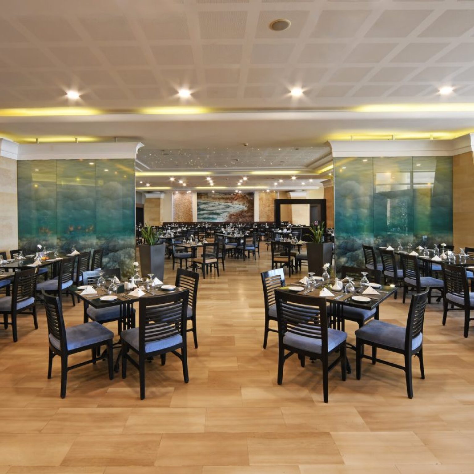 Crystal Restaurant